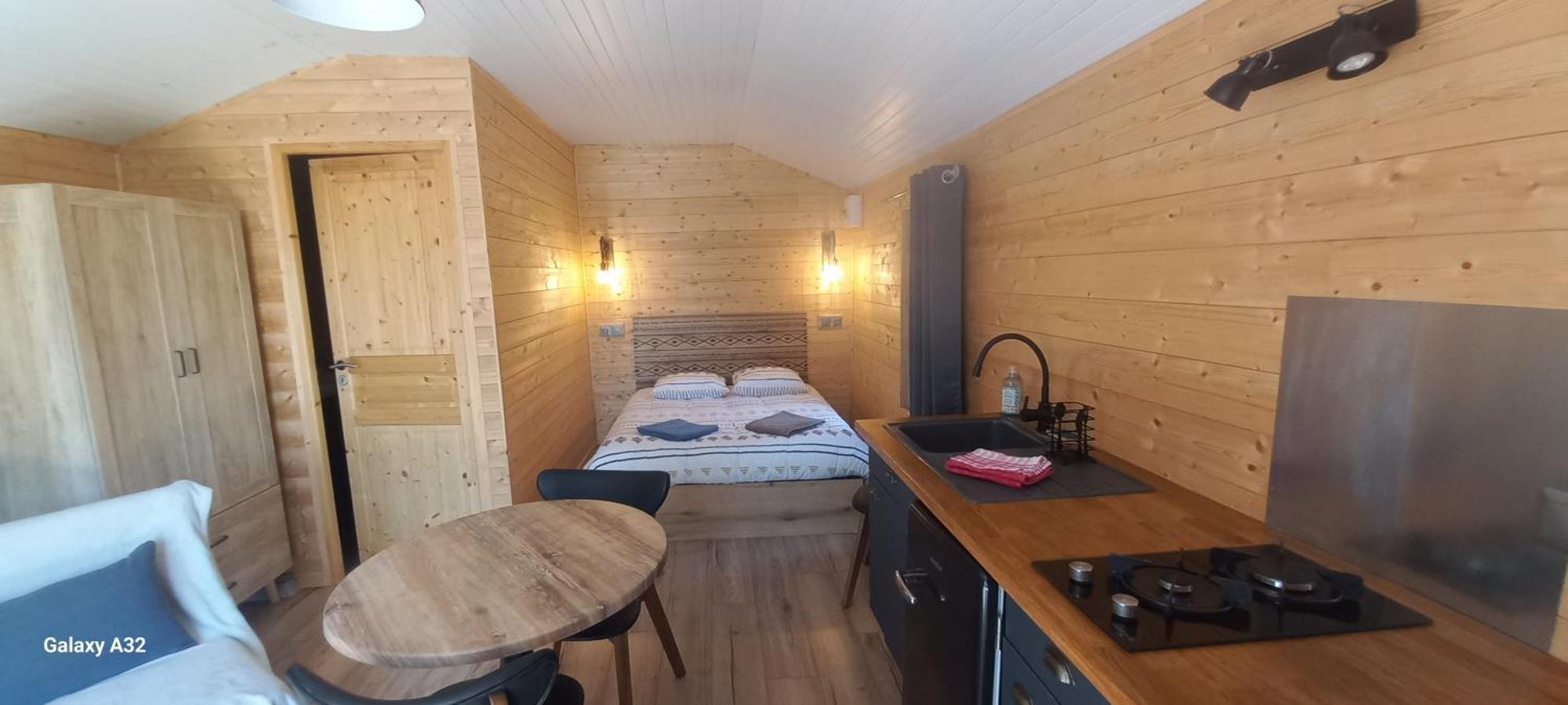 Le Petit Chalet Du Macquart P.O.A. Ranch, 2 A 3 Pers, Saint-Martin-de-Fugeres Екстериор снимка